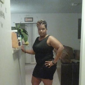 Meet your Posher, Adrianne